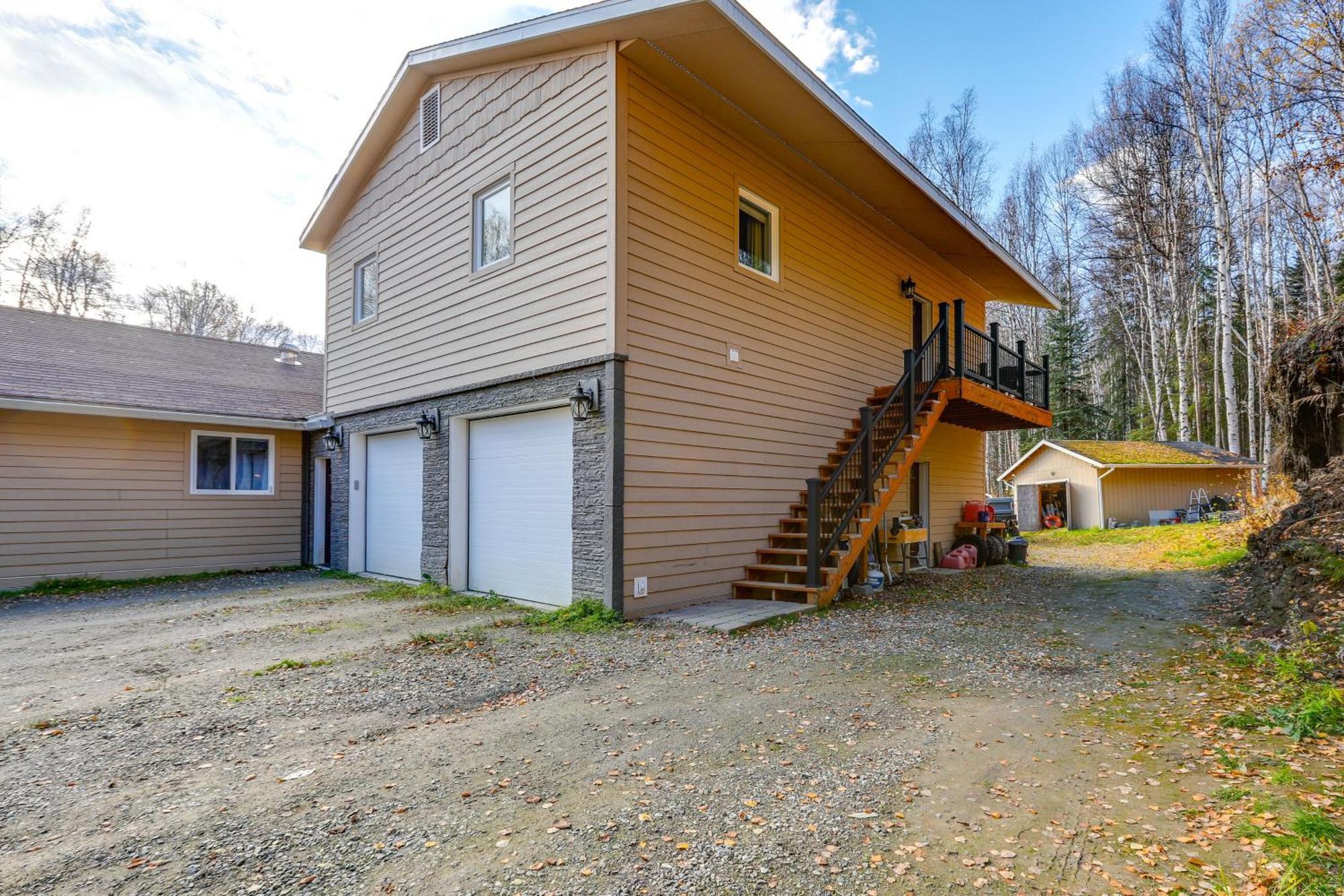 Convenient Fairbanks Guest Suite With Grill! Exterior photo