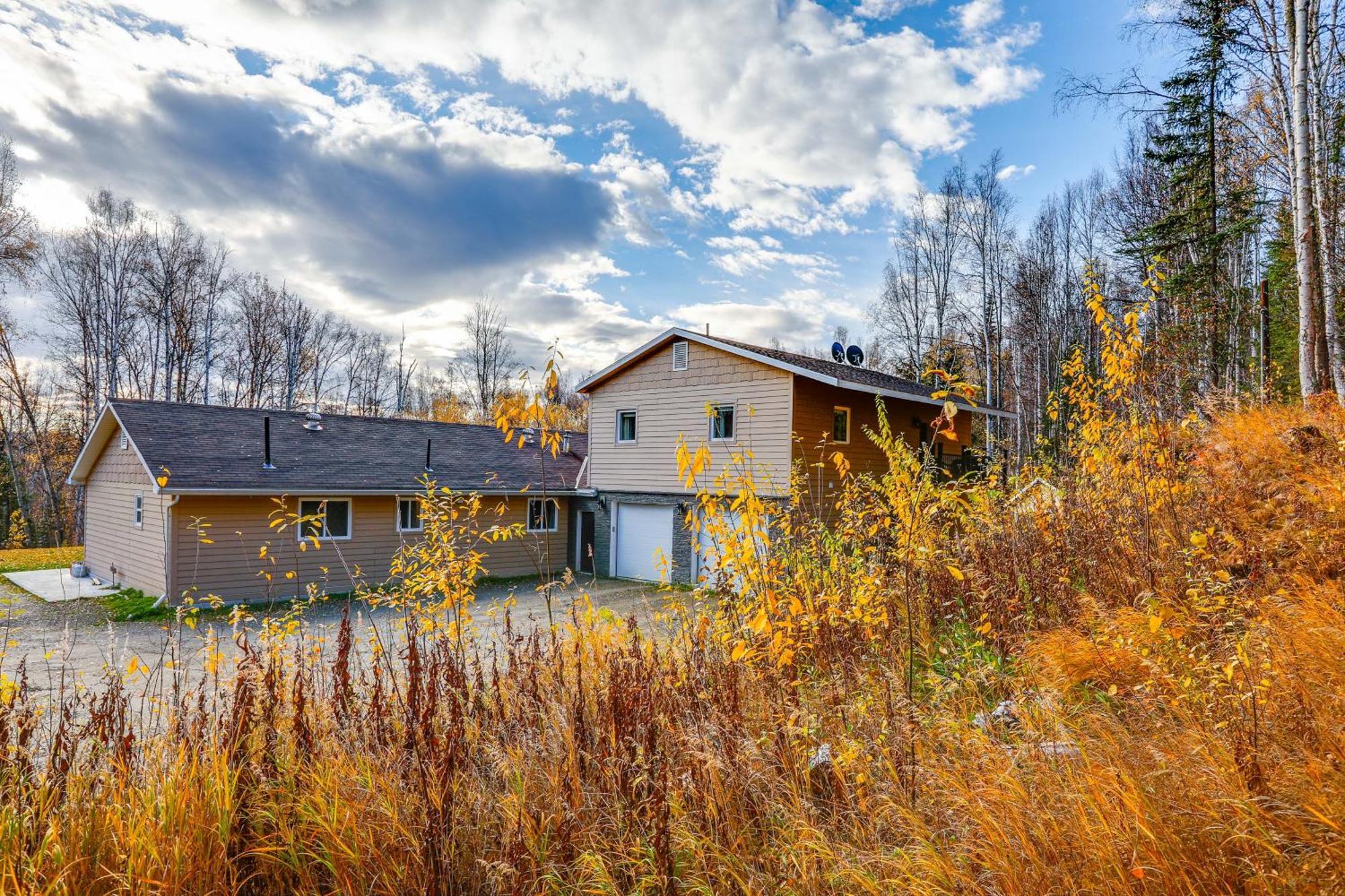 Convenient Fairbanks Guest Suite With Grill! Exterior photo